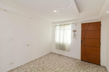 Sala de apartamento para alugar com 2 quartos, 42m² em Guaianases, São Paulo