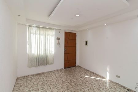 Sala de apartamento para alugar com 2 quartos, 42m² em Guaianases, São Paulo