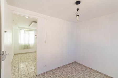 Quarto 1 de apartamento para alugar com 2 quartos, 42m² em Guaianases, São Paulo