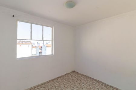 Quarto 2 de apartamento para alugar com 2 quartos, 42m² em Guaianases, São Paulo