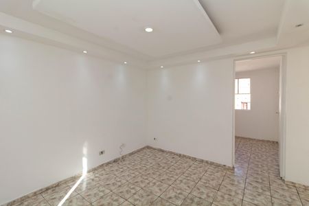 Sala de apartamento para alugar com 2 quartos, 42m² em Guaianases, São Paulo