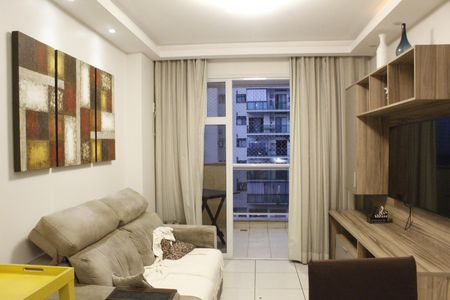 Apartamento para alugar com 70m², 2 quartos e 1 vagaSala
