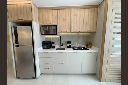 Cozinha de apartamento para alugar com 2 quartos, 22m² em Butantã, São Paulo