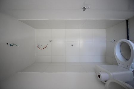 Banheiro de kitnet/studio à venda com 1 quarto, 18m² em Vila Andrade, São Paulo