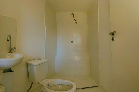 Banheiro de kitnet/studio para alugar com 1 quarto, 18m² em Vila Andrade, São Paulo