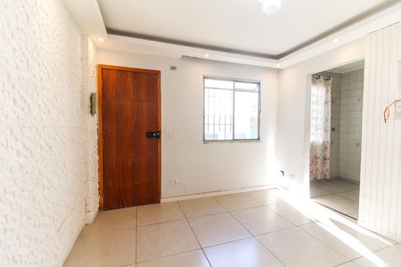 Sala de apartamento para alugar com 2 quartos, 53m² em Jardim Robru, São Paulo