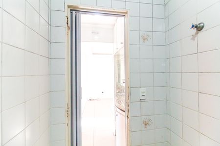 Apartamento para alugar com 53m², 2 quartos e 1 vaga Apartamento para alugar com 53m², 2 quartos e 1 vagaBanheiro