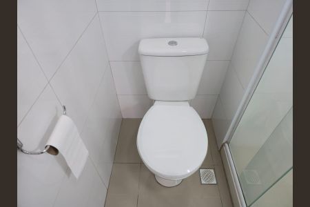 Apartamento à venda com 77m², 3 quartos e 2 vagas Apartamento à venda com 77m², 3 quartos e 2 vagasBanheiro Social