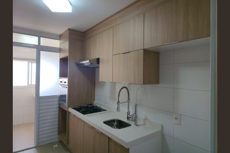 Cozinha  de apartamento à venda com 3 quartos, 77m² em Picanço, Guarulhos