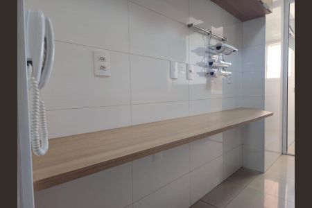 Apartamento à venda com 77m², 3 quartos e 2 vagas Apartamento à venda com 77m², 3 quartos e 2 vagasCozinha
