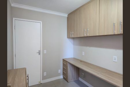 Apartamento à venda com 77m², 3 quartos e 2 vagas Apartamento à venda com 77m², 3 quartos e 2 vagasQuarto 03