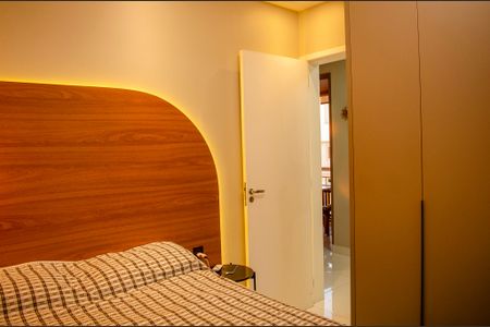 Apartamento à venda com 64m², 2 quartos e 1 vaga Apartamento à venda com 64m², 2 quartos e 1 vagaQuarto
