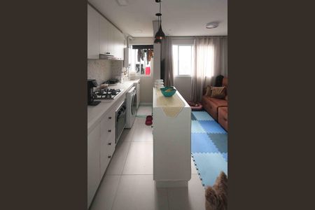 Cozinha de apartamento para alugar com 2 quartos, 38m² em Vila Ema, São Paulo