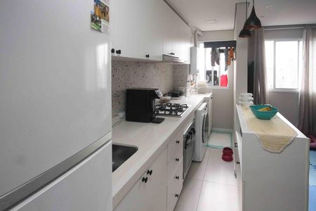 Cozinha de apartamento para alugar com 2 quartos, 38m² em Vila Ema, São Paulo
