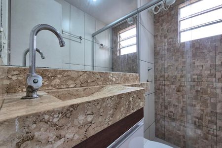 Apartamento para alugar com 45m², 2 quartos e 1 vaga Apartamento para alugar com 45m², 2 quartos e 1 vagaBanheiro