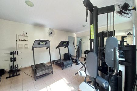 Área comum - Academia de apartamento para alugar com 2 quartos, 45m² em Vila Carminha, Campinas