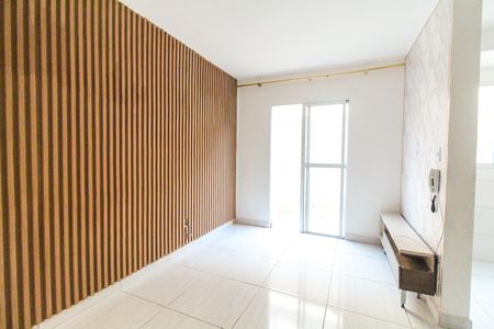 Apartamento para alugar com 2 quartos, 74m² em Vila Sinha, São Paulo