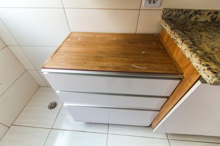 Apartamento para alugar com 74m², 2 quartos e 1 vaga Apartamento para alugar com 74m², 2 quartos e 1 vagaCozinha e Área de Serviço