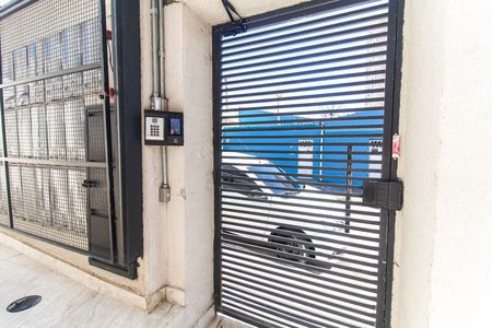 Apartamento para alugar com 74m², 2 quartos e 1 vaga Apartamento para alugar com 74m², 2 quartos e 1 vagaEntrada