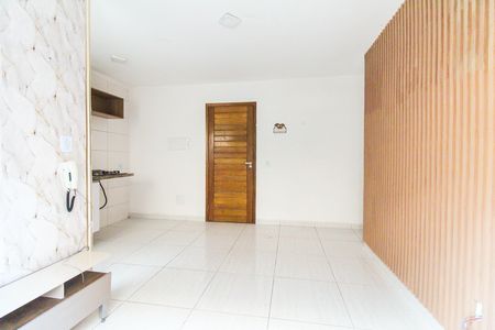 Sala de apartamento para alugar com 2 quartos, 74m² em Vila Sinha, São Paulo