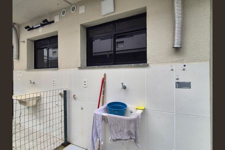 Casa de condomínio à venda com 65m², 2 quartos e 1 vaga