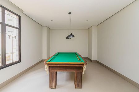 Apartamento à venda com 422m², 4 quartos e 4 vagas Apartamento à venda com 422m², 4 quartos e 4 vagasSala de Jogos