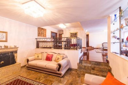 Apartamento à venda com 422m², 4 quartos e 4 vagas Apartamento à venda com 422m², 4 quartos e 4 vagasSala