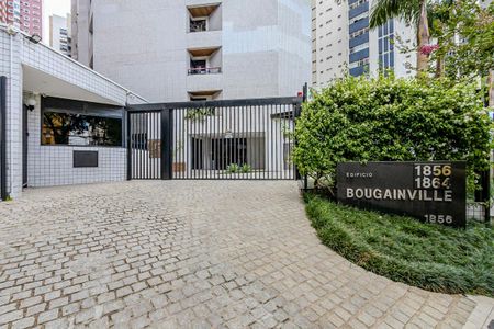 Apartamento à venda com 422m², 4 quartos e 4 vagas Apartamento à venda com 422m², 4 quartos e 4 vagasFachada