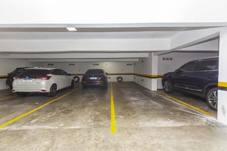 Garagem de apartamento à venda com 4 quartos, 422m² em Rebouças, Curitiba