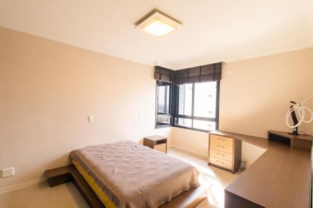 Apartamento à venda com 422m², 4 quartos e 4 vagas Apartamento à venda com 422m², 4 quartos e 4 vagasQuarto 3
