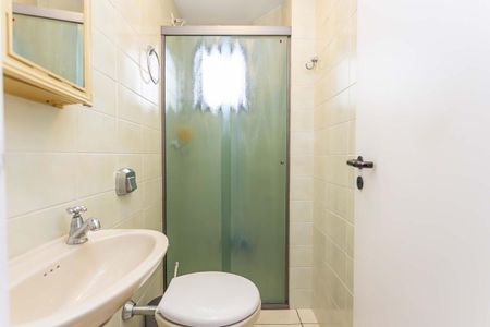 Apartamento à venda com 422m², 4 quartos e 4 vagas Apartamento à venda com 422m², 4 quartos e 4 vagasBanheiro de serviço