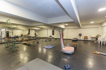 Apartamento à venda com 422m², 4 quartos e 4 vagas Apartamento à venda com 422m², 4 quartos e 4 vagasAcademia