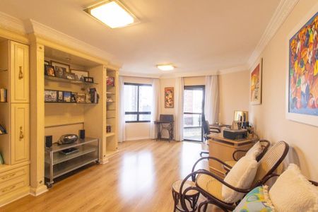 Apartamento à venda com 422m², 4 quartos e 4 vagas Apartamento à venda com 422m², 4 quartos e 4 vagasQuarto 5