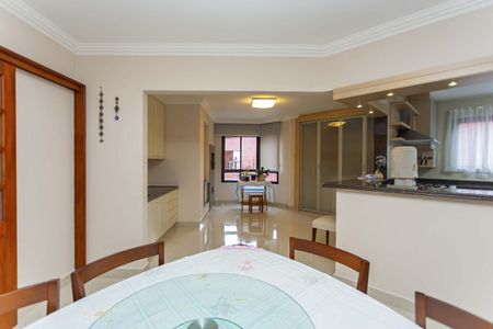 Apartamento à venda com 422m², 4 quartos e 4 vagas Apartamento à venda com 422m², 4 quartos e 4 vagasCozinha