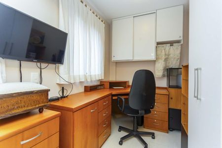 Apartamento à venda com 422m², 4 quartos e 4 vagas Apartamento à venda com 422m², 4 quartos e 4 vagasEscritorio