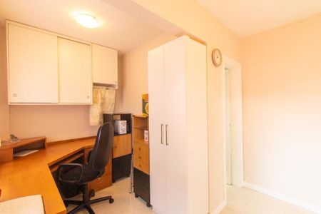Apartamento à venda com 422m², 4 quartos e 4 vagas Apartamento à venda com 422m², 4 quartos e 4 vagasEscritório