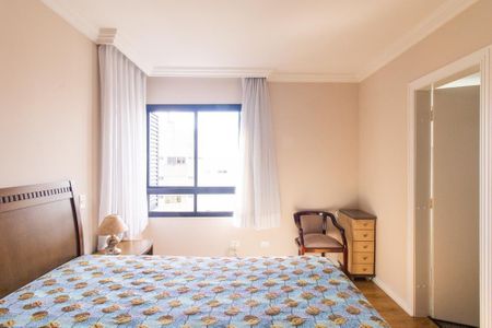 Apartamento à venda com 422m², 4 quartos e 4 vagas Apartamento à venda com 422m², 4 quartos e 4 vagasQuarto 2 Suite