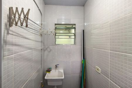 Área de Serviço de kitnet/studio para alugar com 1 quarto, 43m² em Guilhermina, Praia Grande