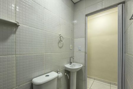 Studio para alugar com 43m², 1 quarto e sem vaga Studio para alugar com 43m², 1 quarto e sem vagaBanheiro