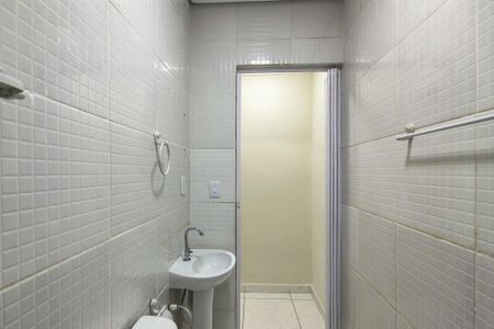 Studio para alugar com 43m², 1 quarto e sem vaga Studio para alugar com 43m², 1 quarto e sem vagaBanheiro