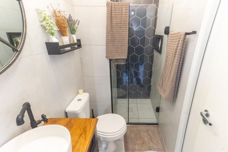 Banheiro de apartamento à venda com 2 quartos, 34m² em Água Rasa, São Paulo