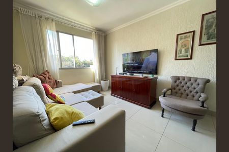 Apartamento à venda com 80m², 3 quartos e 1 vaga Apartamento à venda com 80m², 3 quartos e 1 vagaSala