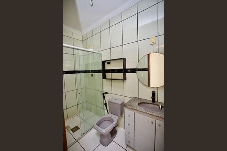 Casa de condomínio para alugar com 173m², 3 quartos e 2 vagasBanheiro da Suíte