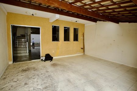 Casa de condomínio para alugar com 173m², 3 quartos e 2 vagasGaragem