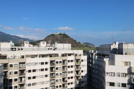 Apartamento para alugar com 77m², 2 quartos e 1 vagaSala - Varanda