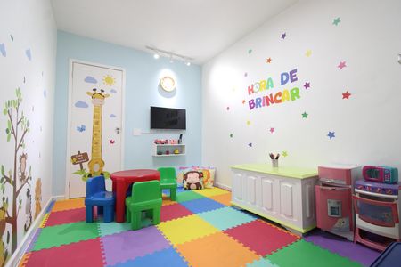 Apartamento para alugar com 77m², 2 quartos e 1 vagaÁrea comum