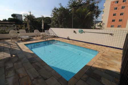 Apartamento para alugar com 77m², 2 quartos e 1 vagaÁrea comum - Piscina
