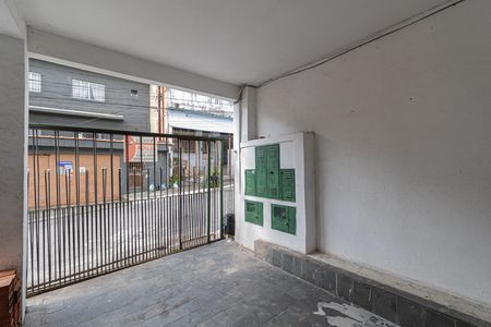 Garagem de casa para alugar com 3 quartos, 70m² em Jardim Danfer, São Paulo