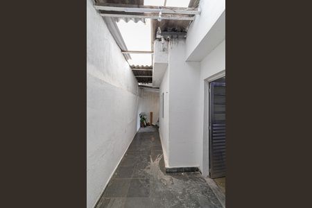 Casa para alugar com 70m², 3 quartos e 1 vagaÁrea de Serviço