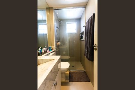 Apartamento à venda com 96m², 3 quartos e 2 vagas Apartamento à venda com 96m², 3 quartos e 2 vagasBanheiro da Suíte 1
